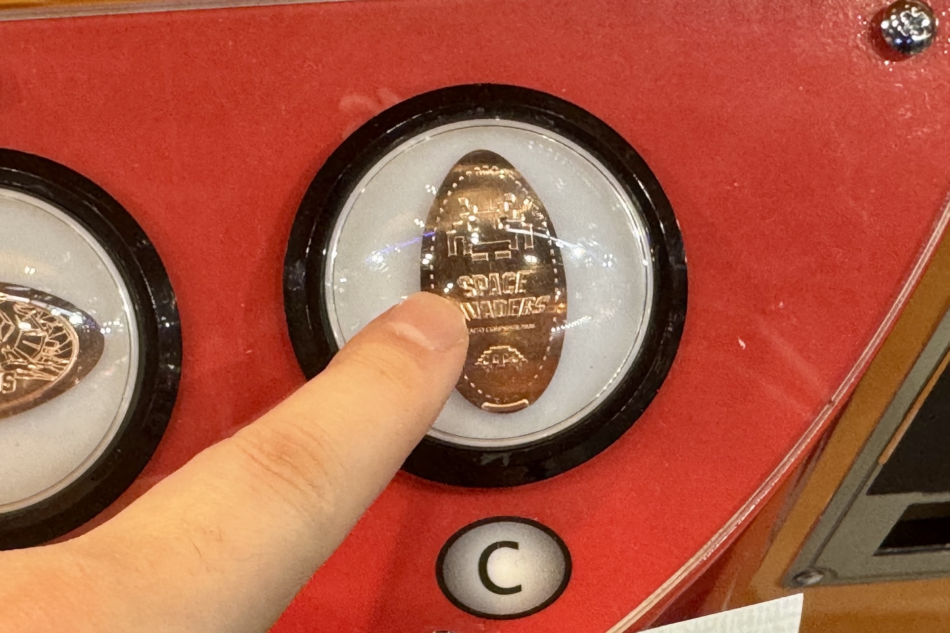 筆者は「スペースインベーダー」を選択