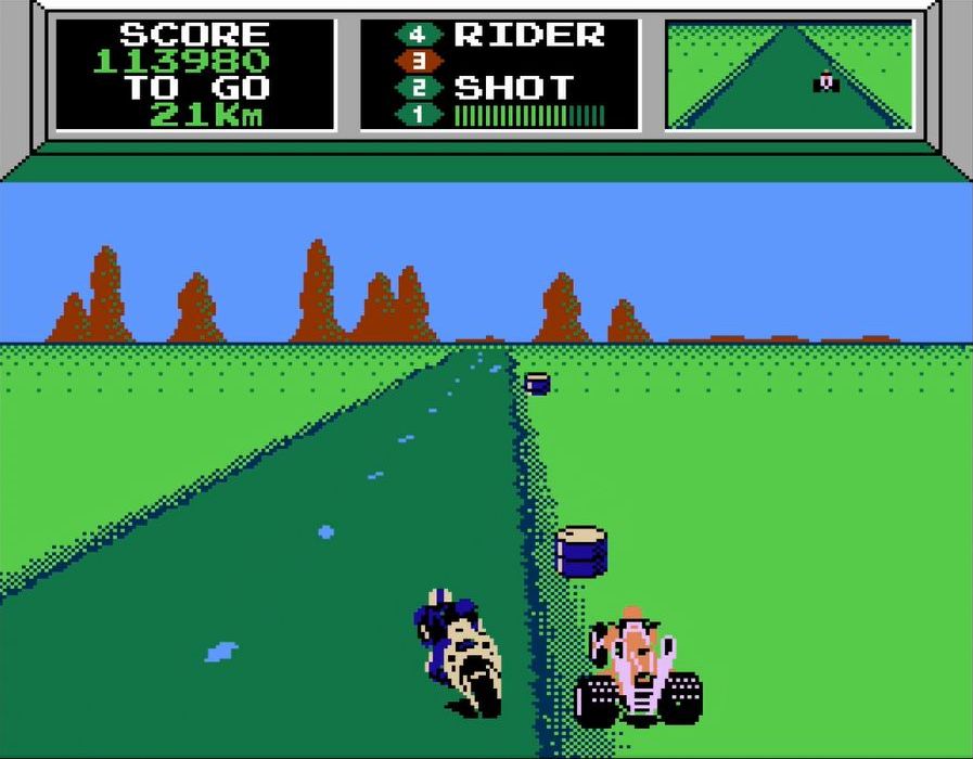 敵の車は、横から体当たりして路肩のドラム缶などにぶつけて倒すことも可能だ