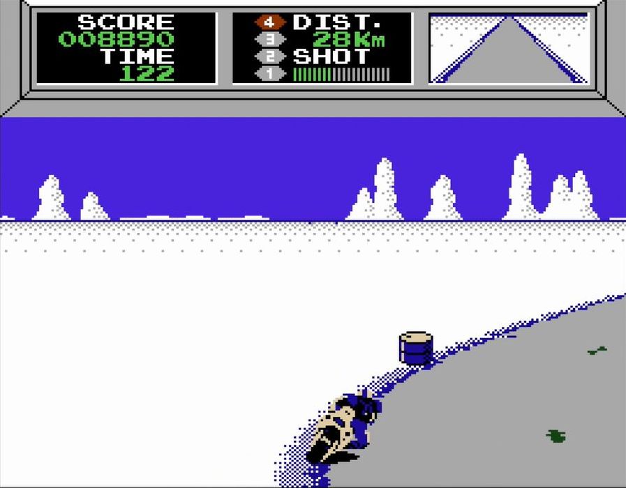 真っ白のコース上では、減速せずにカーブに突っ込むとスリップし、クラッシュしたライダーはご覧のとおり粉々に……