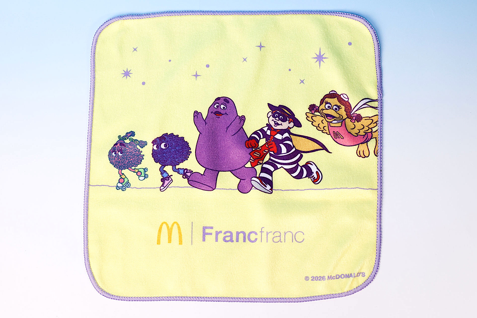 パステルカラーのイエロー