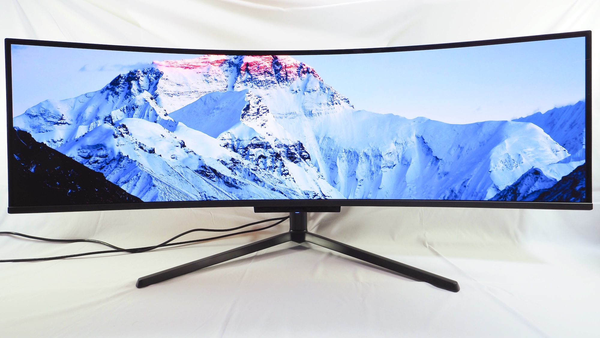 「GR4924COEL-BK」はゲーマーの新たな選択肢となるスーパーウルトラワイドゲーミングモニターだ