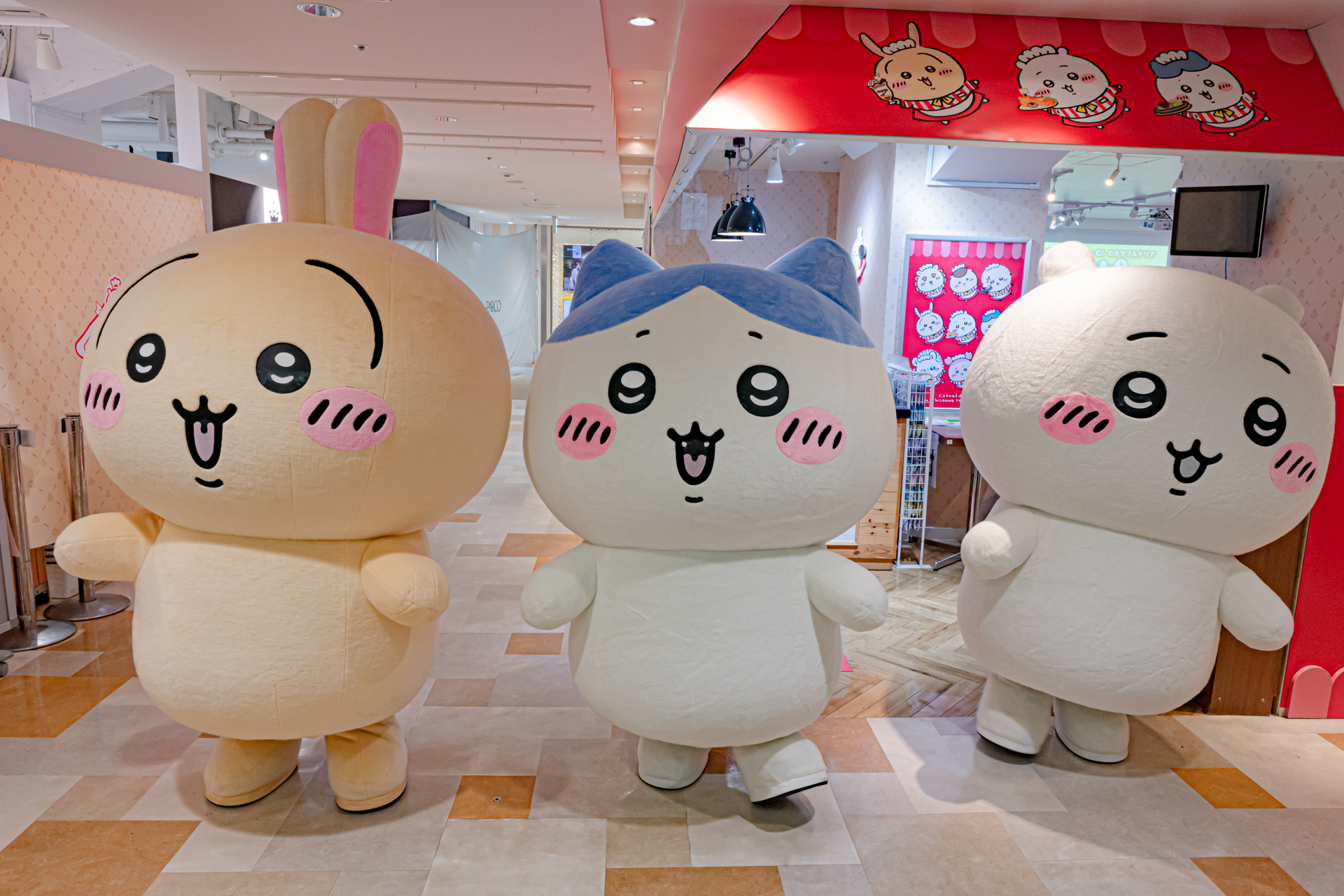 討伐フェア試食会にはちいかわ・ハチワレ・うさぎも駆けつけた