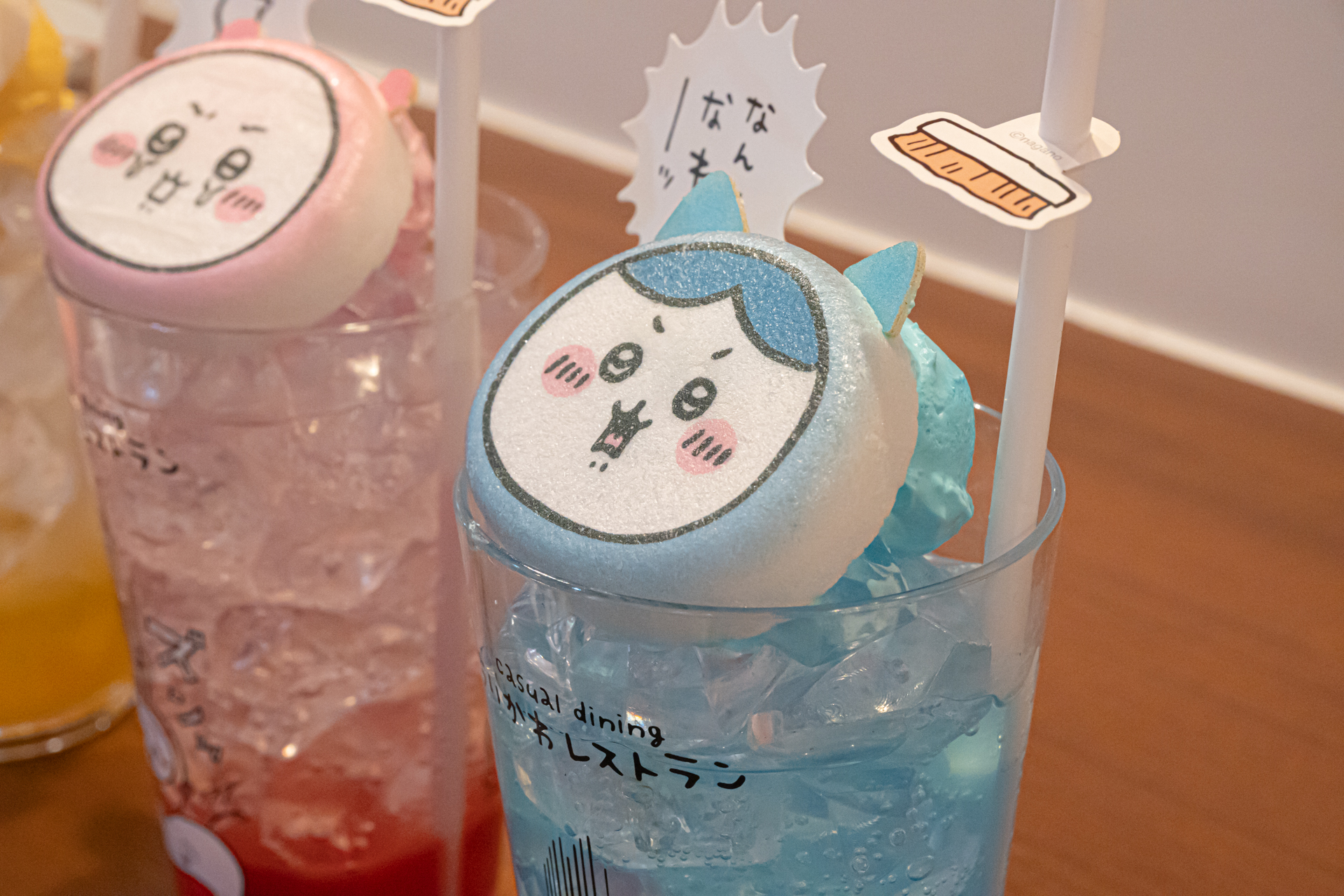 なんか大きい討伐成功！クリームソーダ 各1,320円