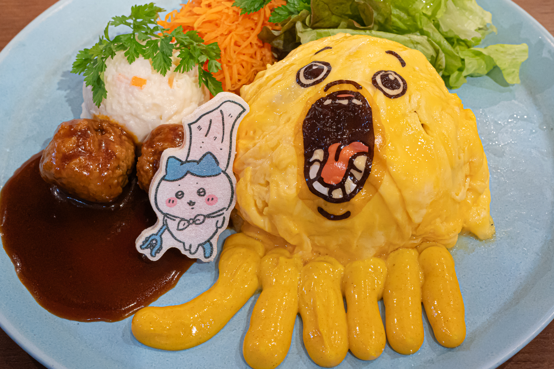 ハチワレ討伐成功！ドライカレーオムライス 1,980円