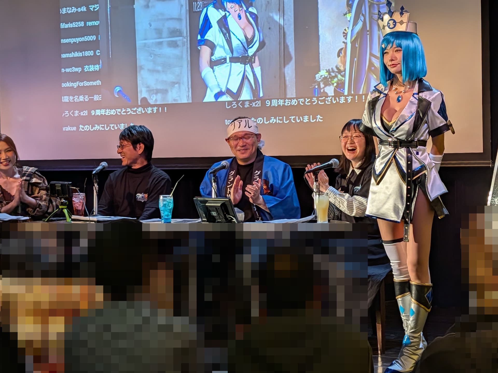 五木あきらさんはセクシーな「アリステラ・オルビス」のコスプレで登場！ ファンの声援も飛び交っていた