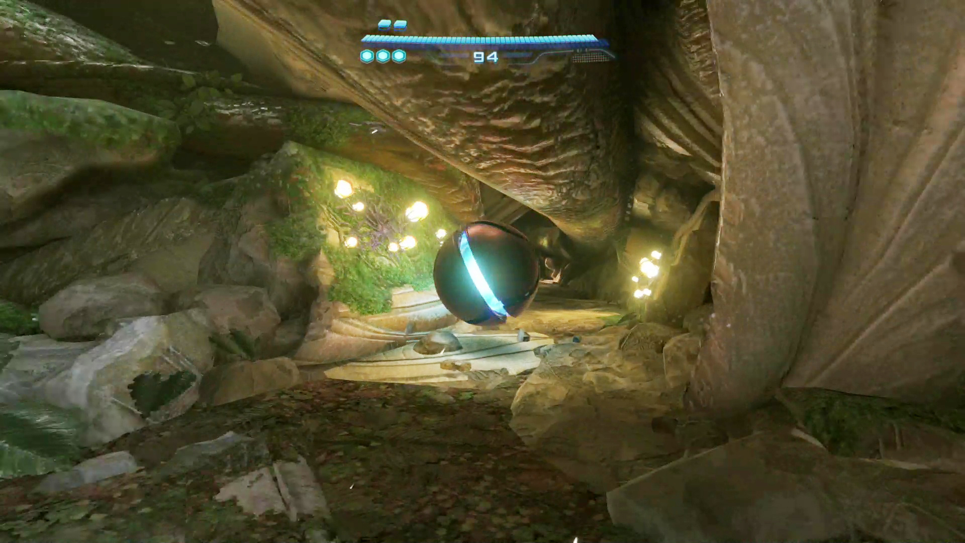 ボールに変身し狭いところに入っていけるモーフボール。この能力は失われずに最初から使用できる