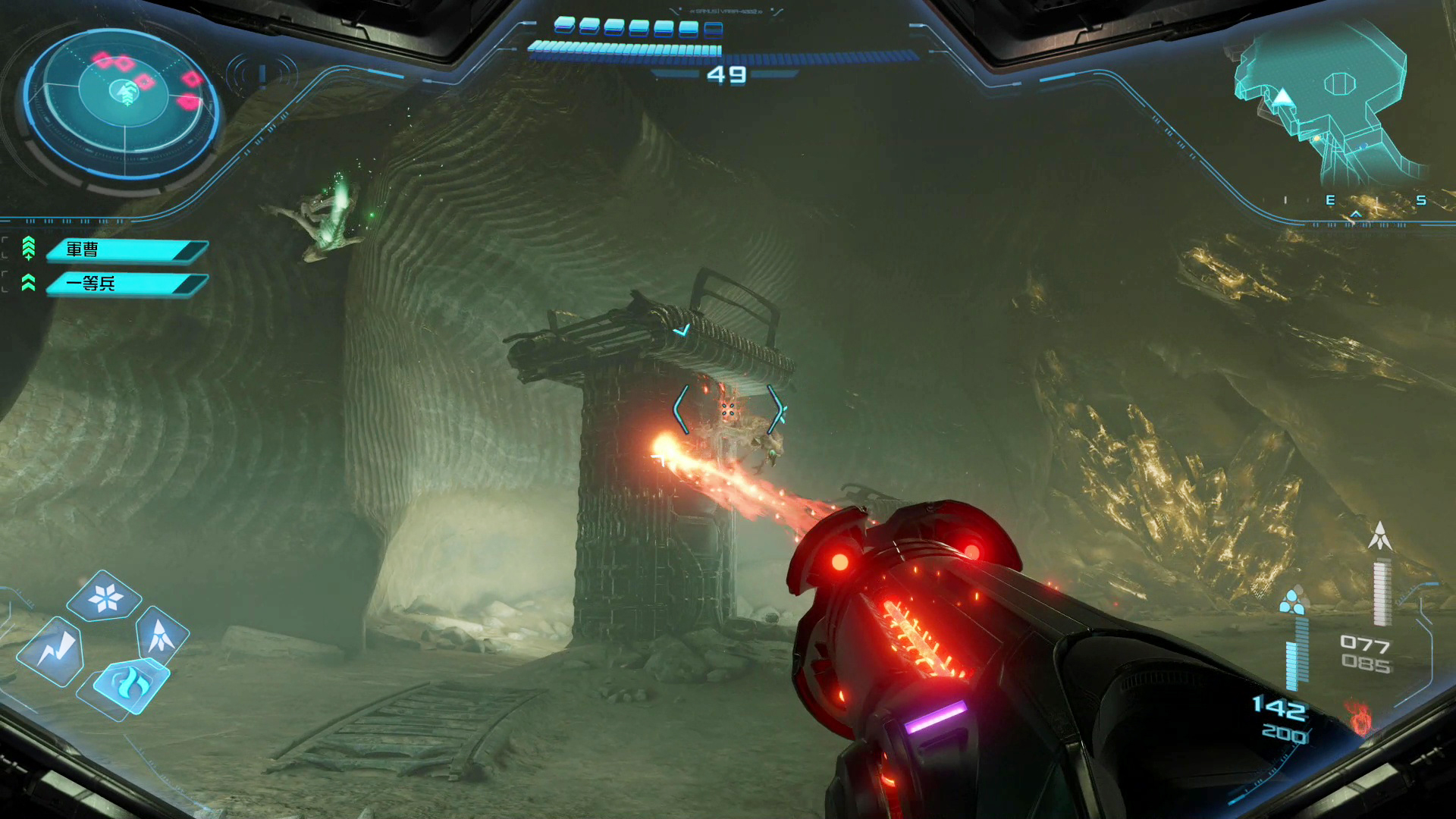 マウス操作の使用時はレティクルの中央に小さな4つの点が表示される。ロックオンと併用するとかなり狙いやすくなる