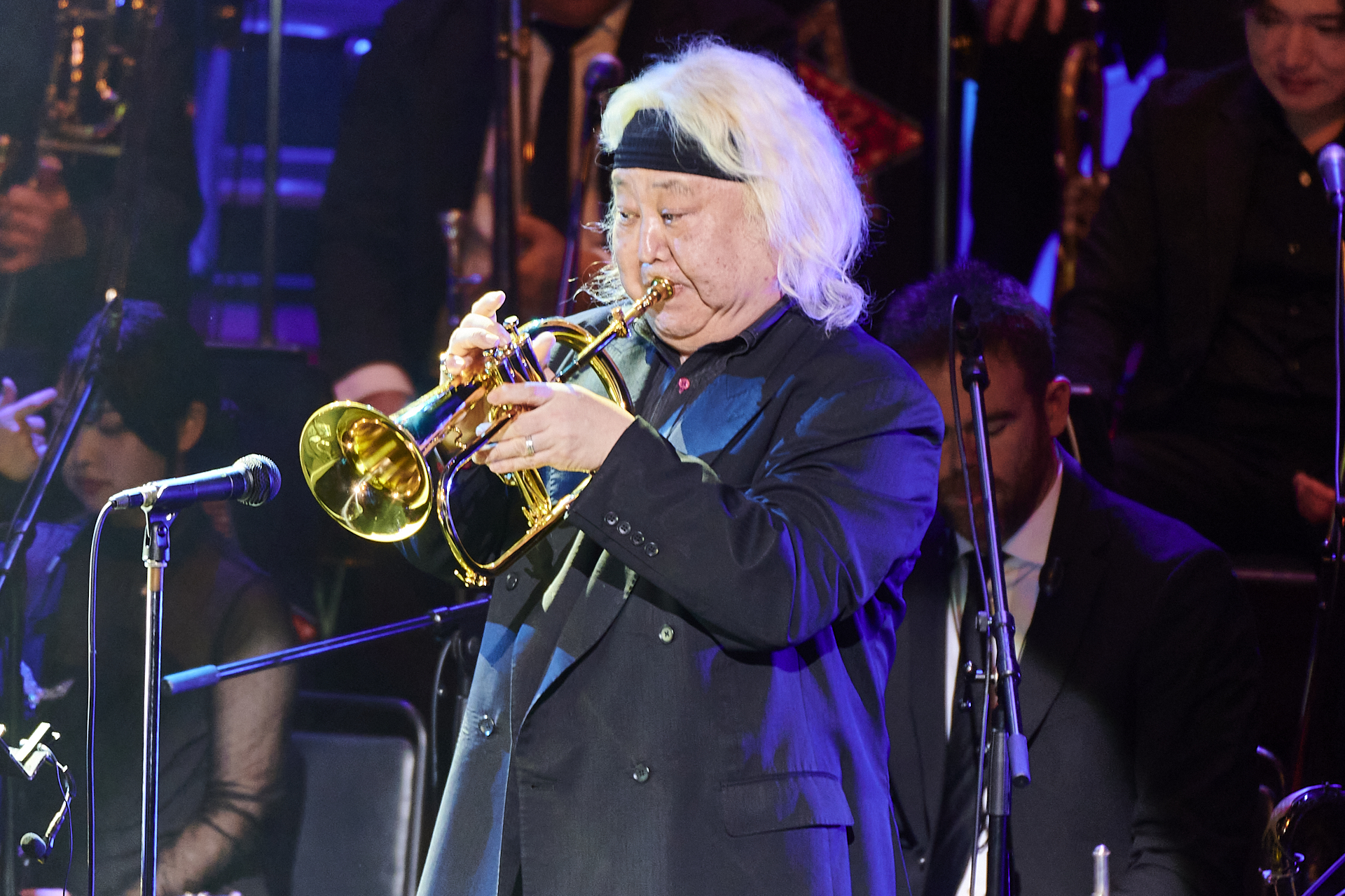 世界的トランぺッターであるエリック・ミヤシロ氏のソロパート。本イベントの国内プレイヤーのバンドリーダーを担当しているビッグバンドの第一人者だ