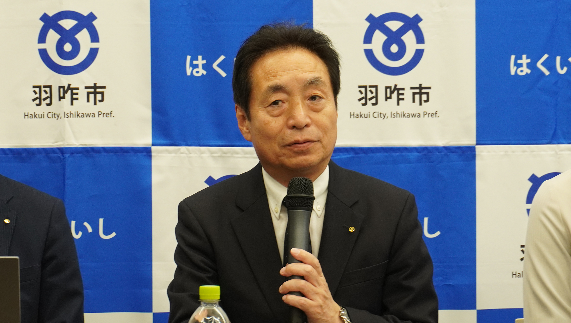 羽咋市長、岸博一氏