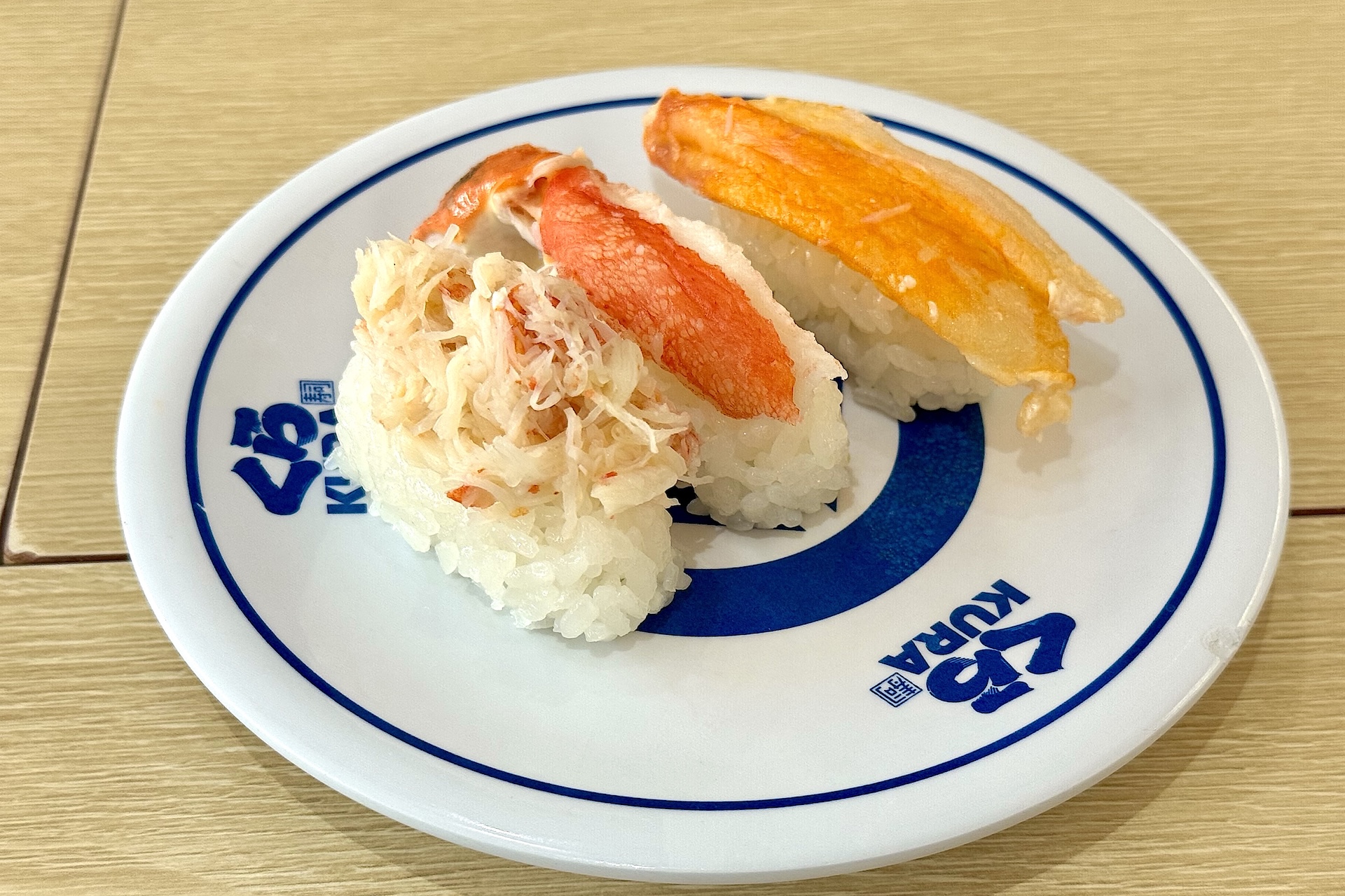 本ズワイガニ三種盛り 価格：420円 販売期間：12月12日〜12月21日