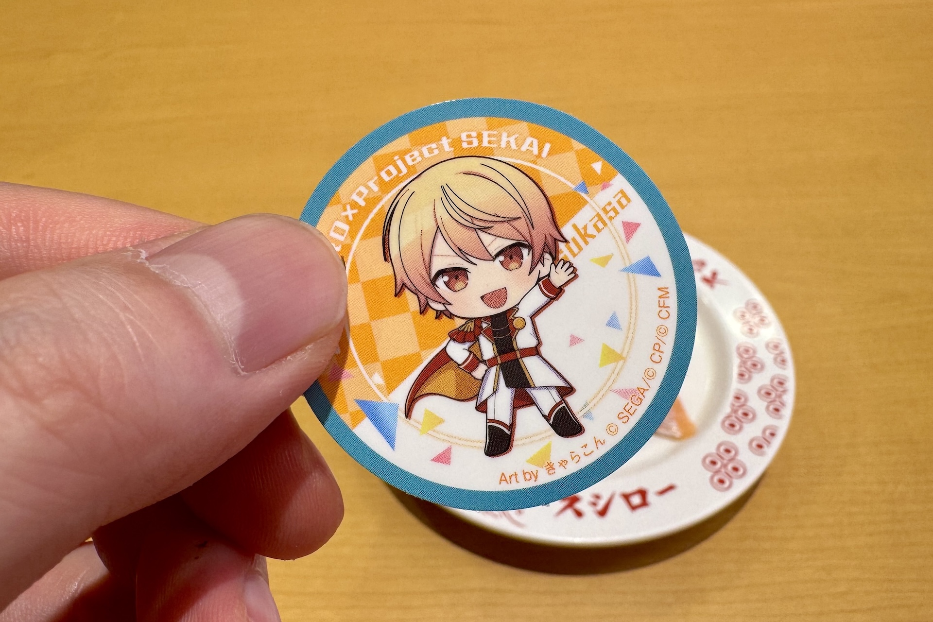 コラボ限定ピックは表と裏で違うデザイン