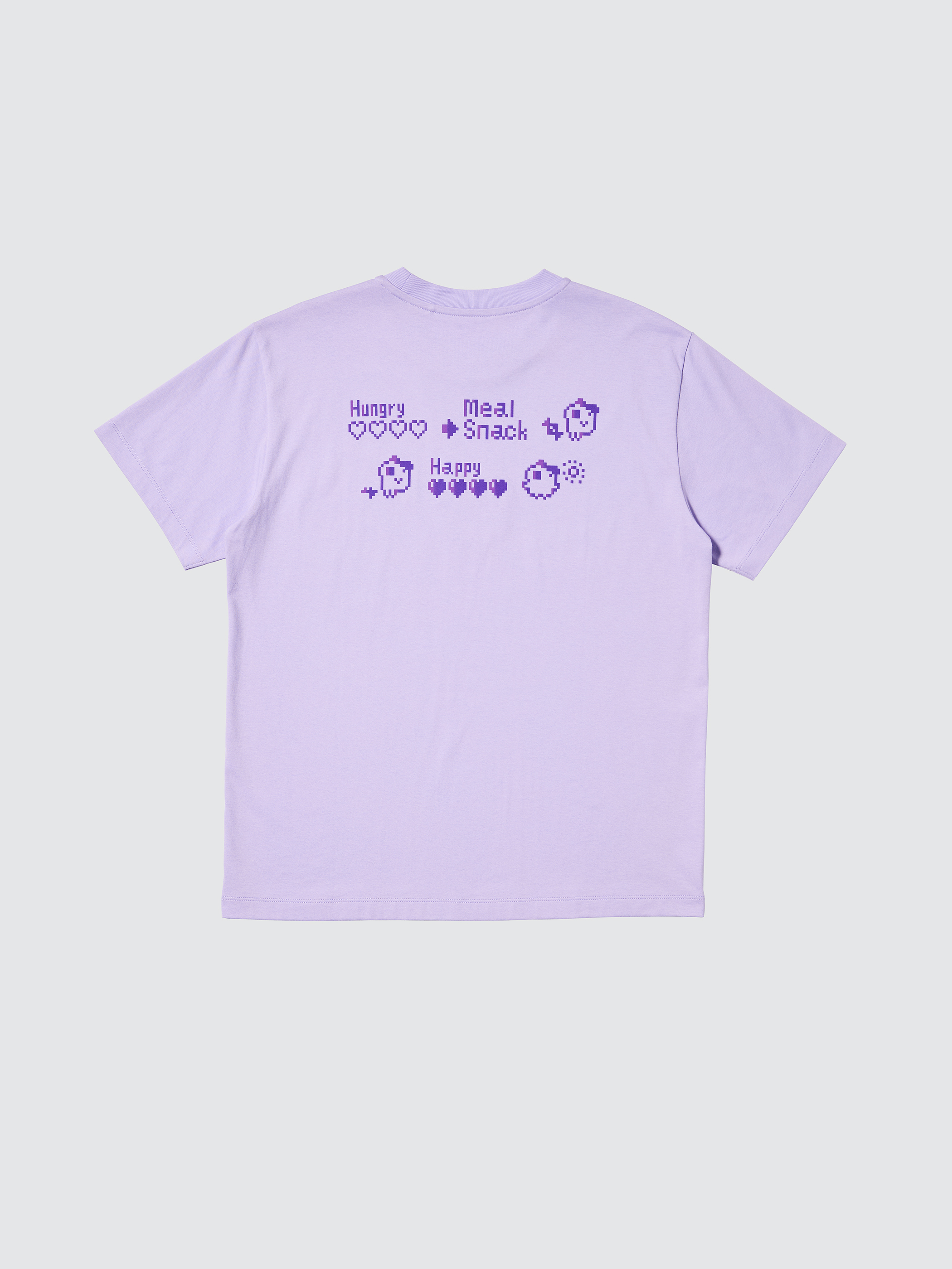 たまごっちをマメに育てた人しか出会えない「まめっち」を刺繍で表現。バックには、たまごっちならではのシーンがプリントされている