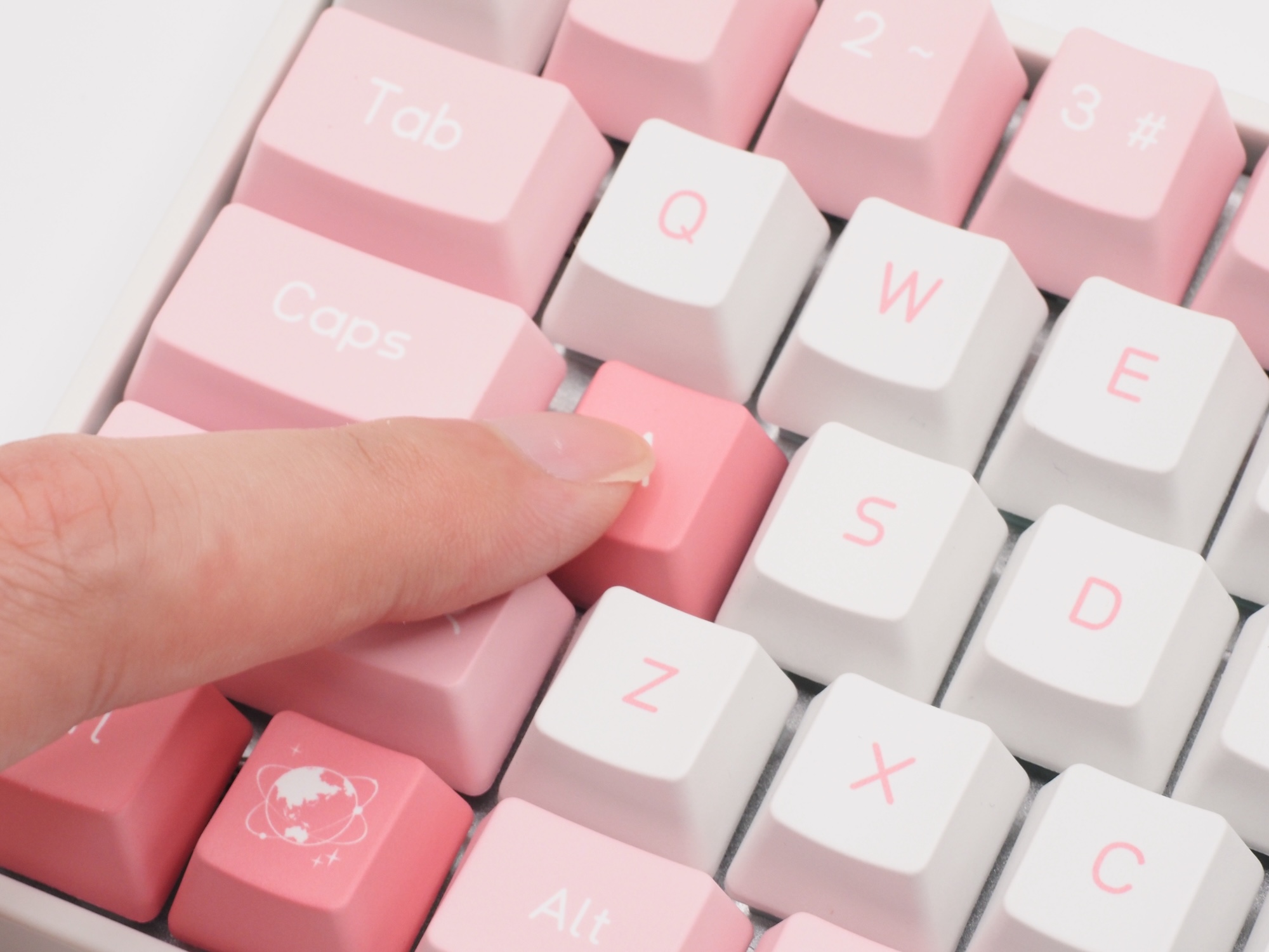 「カタカタ」とした打鍵音で打鍵感は良好