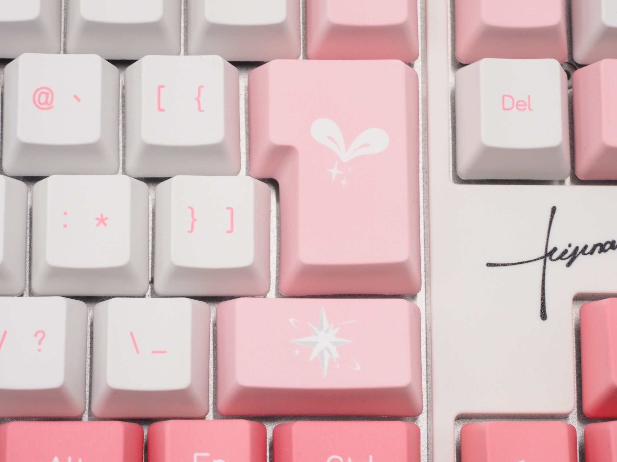 ぴょこぴょこがプリントされたエンターキー