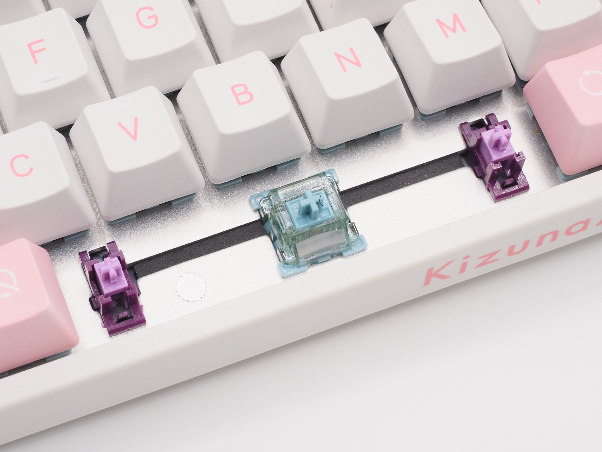 キースイッチは「Akko AstroAim Magnetic Switch」を採用