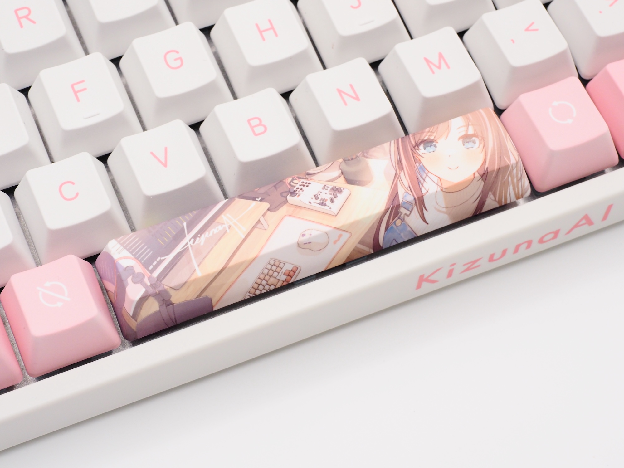 もちろんオリジナルアートワークを「5面昇華印刷」でプリントしたスペースキーもある