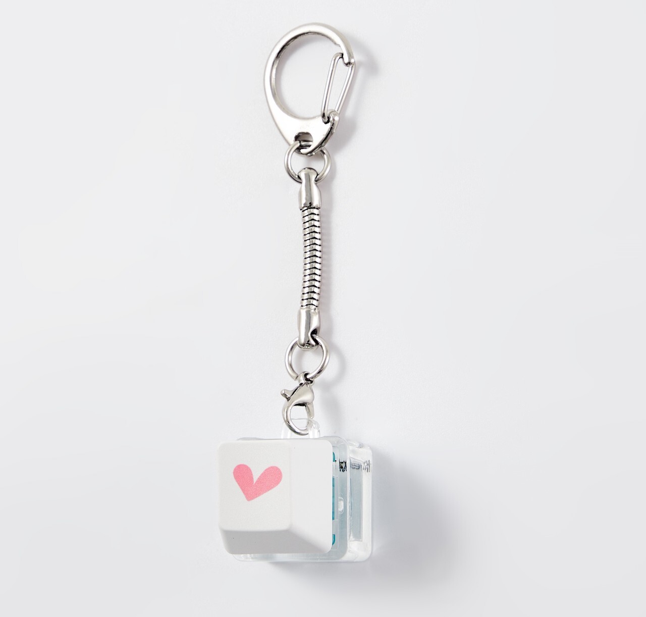 こちらがキーホルダー型スイッチテスター。期間中に「FUN87 KizunaAI Premium Edition」を予約すると手に入る