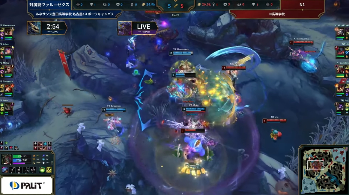 Fake選手の「アリスター」の動きにチームメイトが合わせ、集団戦で「N1」が勝利