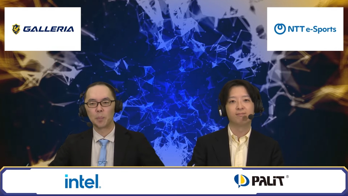 実況・解説のeyesさん（左）・Revolさん（右）