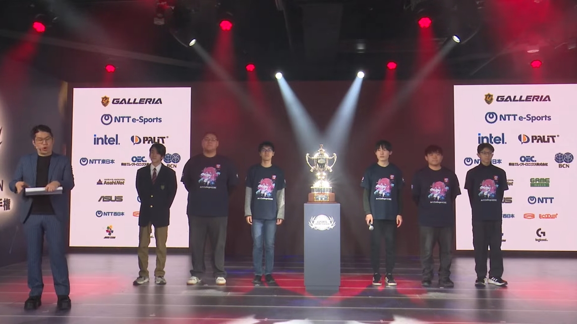 「ACKA」の選手。左からSans選手、Tamtam選手、Zapy選手、Roboyu選手、Yagamaku選手、Kurknton選手