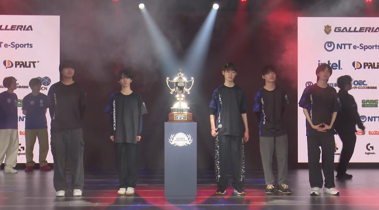 「ban仲ボスノウズX」の選手。左からつかさくん選手、Andreモク練習中選手、RumiNS選手、K1ruA選手、Z1N 渦選手