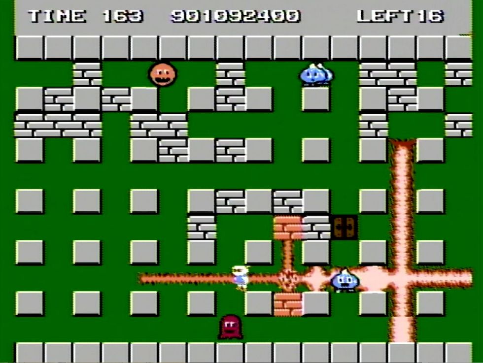 ※写真はファミコン版「ボンバーマン」で撮影（以下同）