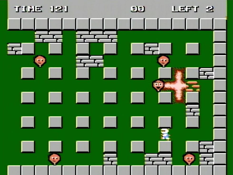 ステージ1の敵、バロムに爆風がヒット。ド派手な爆発音と相まって敵を倒したときは最高に快感だった