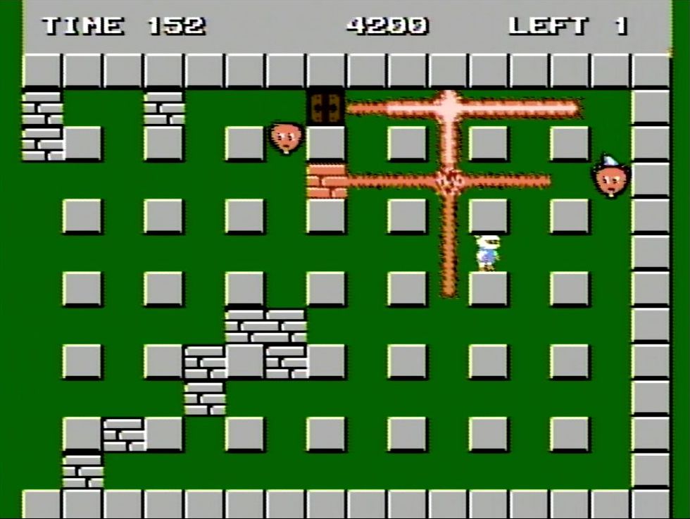 レンガのどこかに隠された扉を発見し、敵を全滅させた後に入ればステージクリアとなる