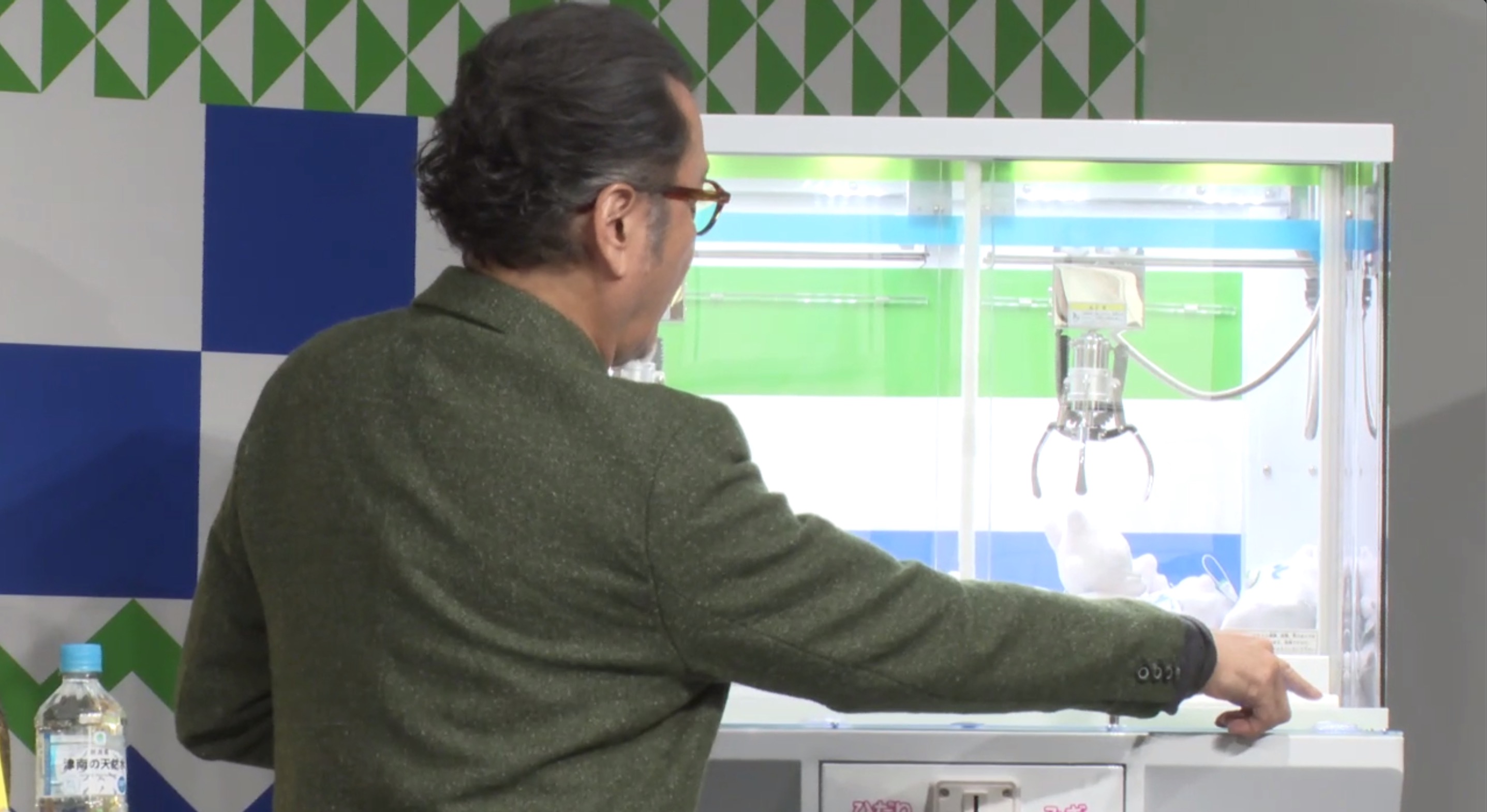 1名限定で抽選販売されるという「純金マツケン」