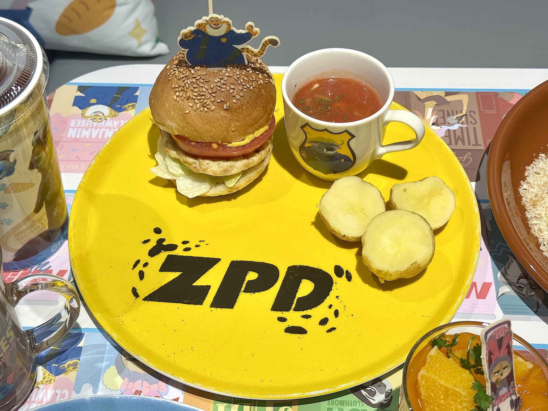 ＜ZPD＞ハンバーガープレート 2,090円