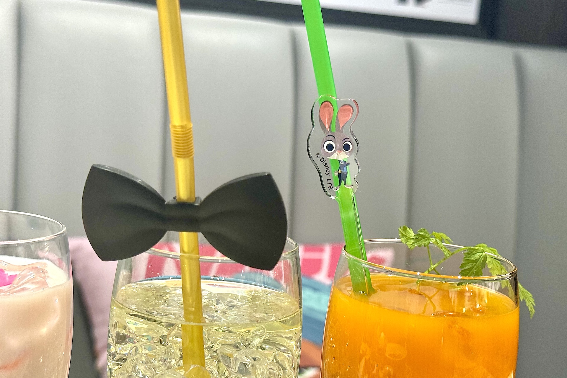 それぞれのドリンクに付いているストローもかわいい