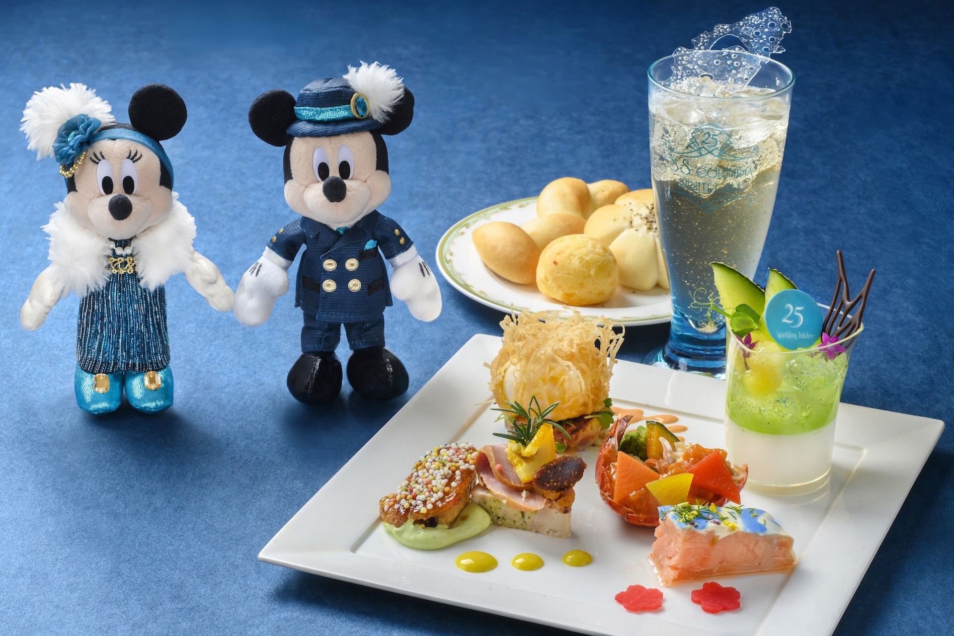 「S.S.コロンビア号 ジュビリーガラ」スペシャルメニュー/グッズ