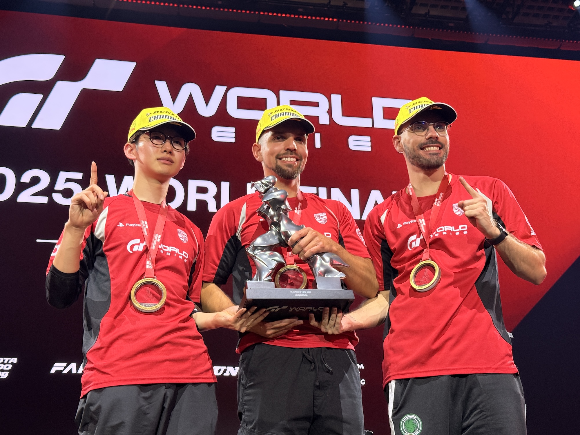 ワールドチャンピオンに輝いたポルシェチーム