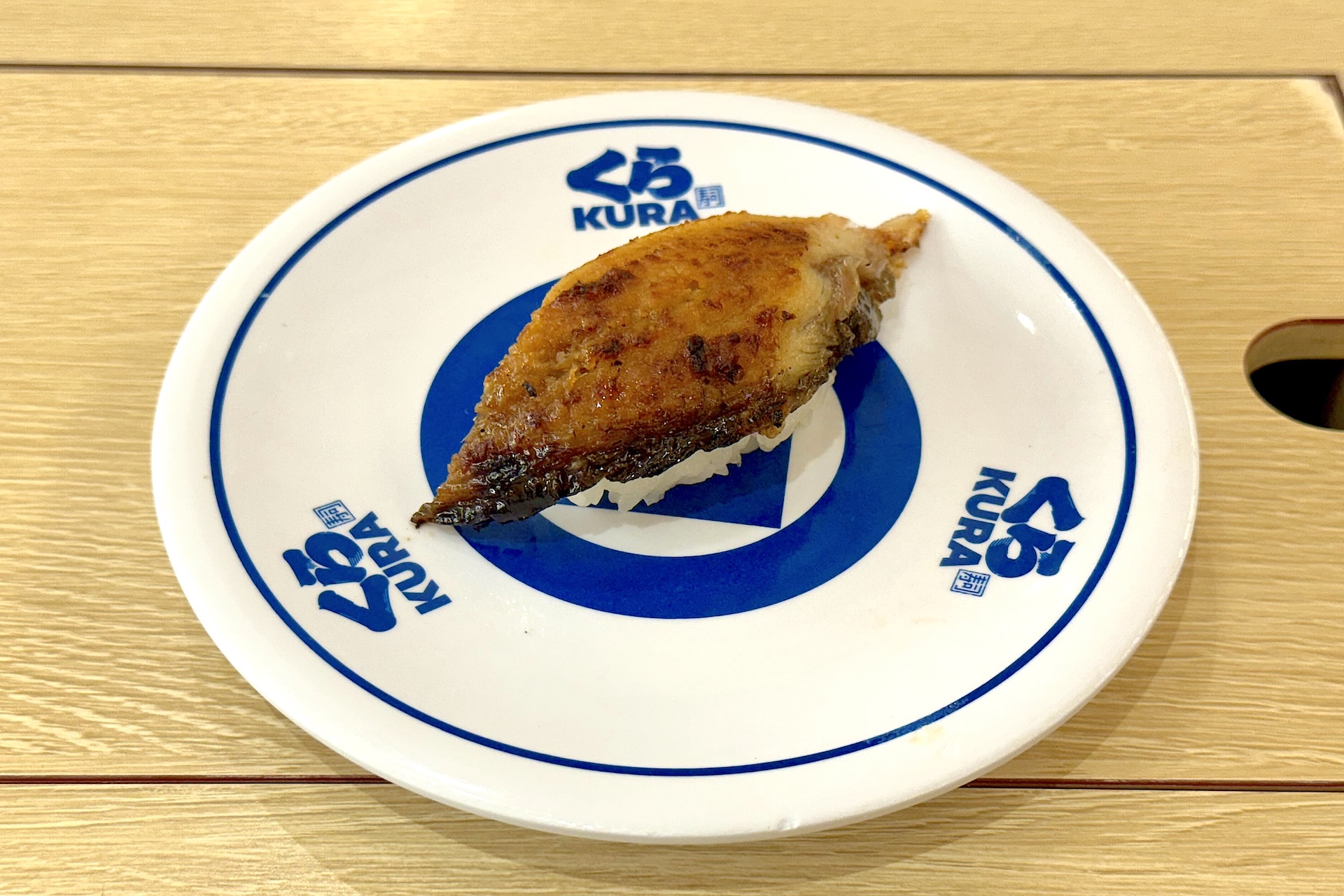 【浜名湖産】特上うなぎ（一貫） 価格：390円 販売期間：12月28日〜無くなり次第終了