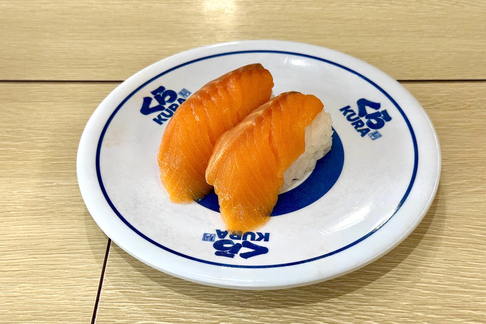 北海道サーモン 価格：300円 販売期間：12月26日〜2026年1月4日