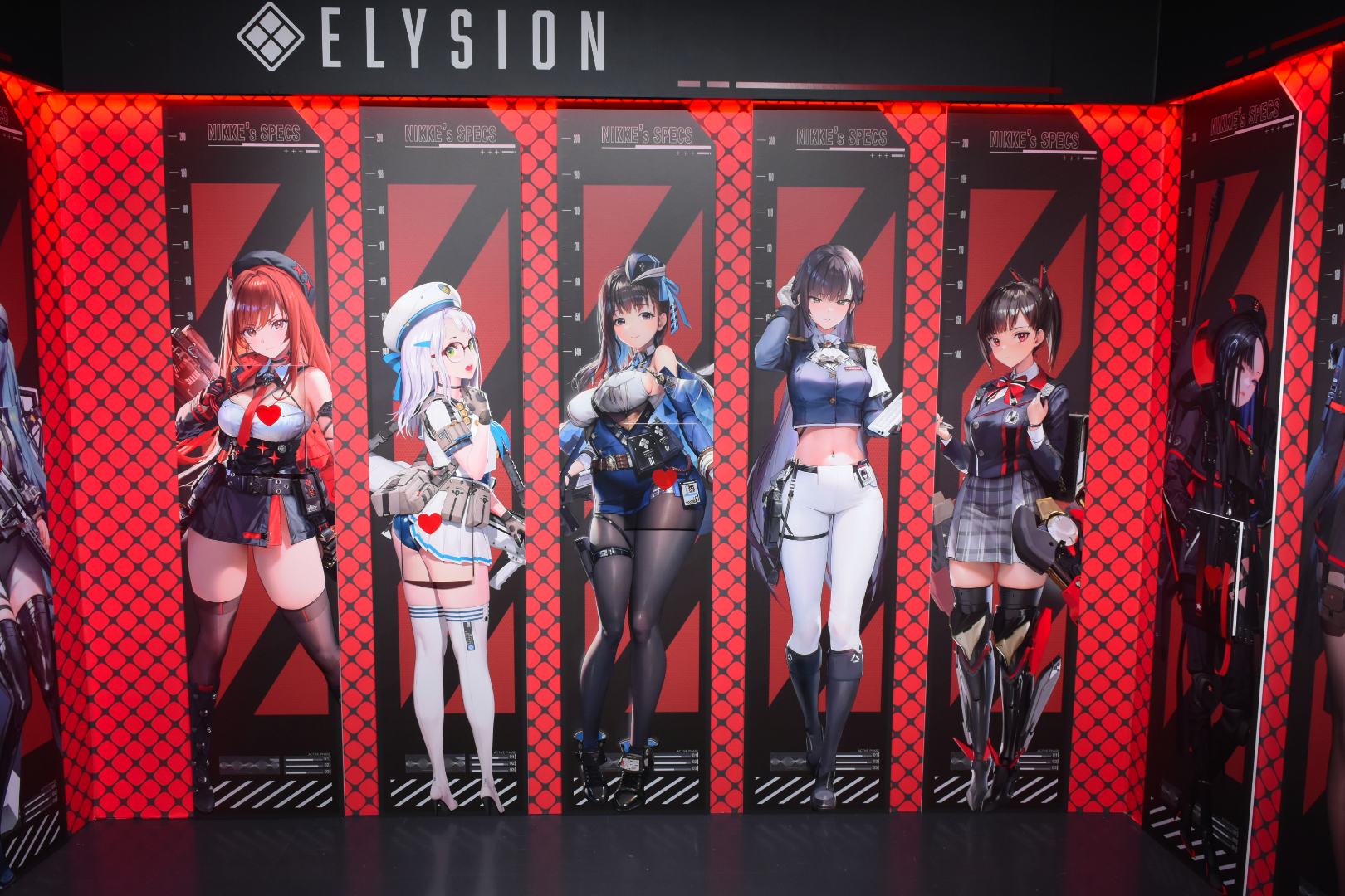 たくさんのニケたちに囲まれた夢のような空間