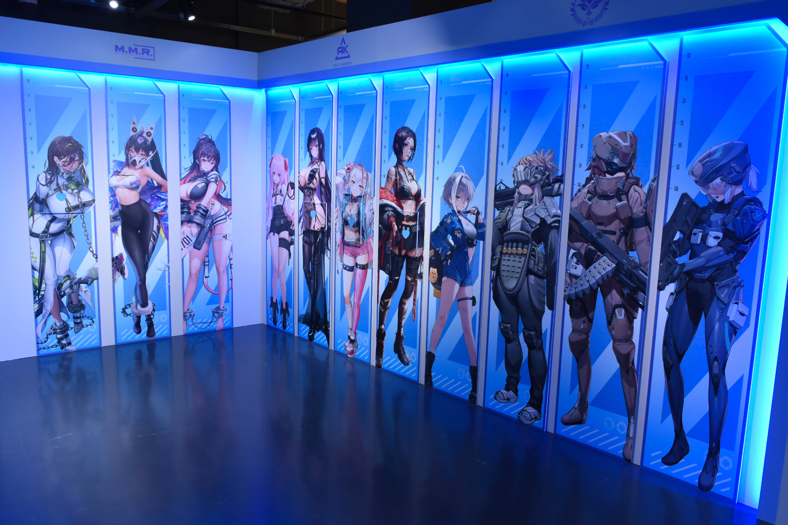 ミシリスのイメージに合ったハイテクノロジーを感じさせるレイアウトデザイン