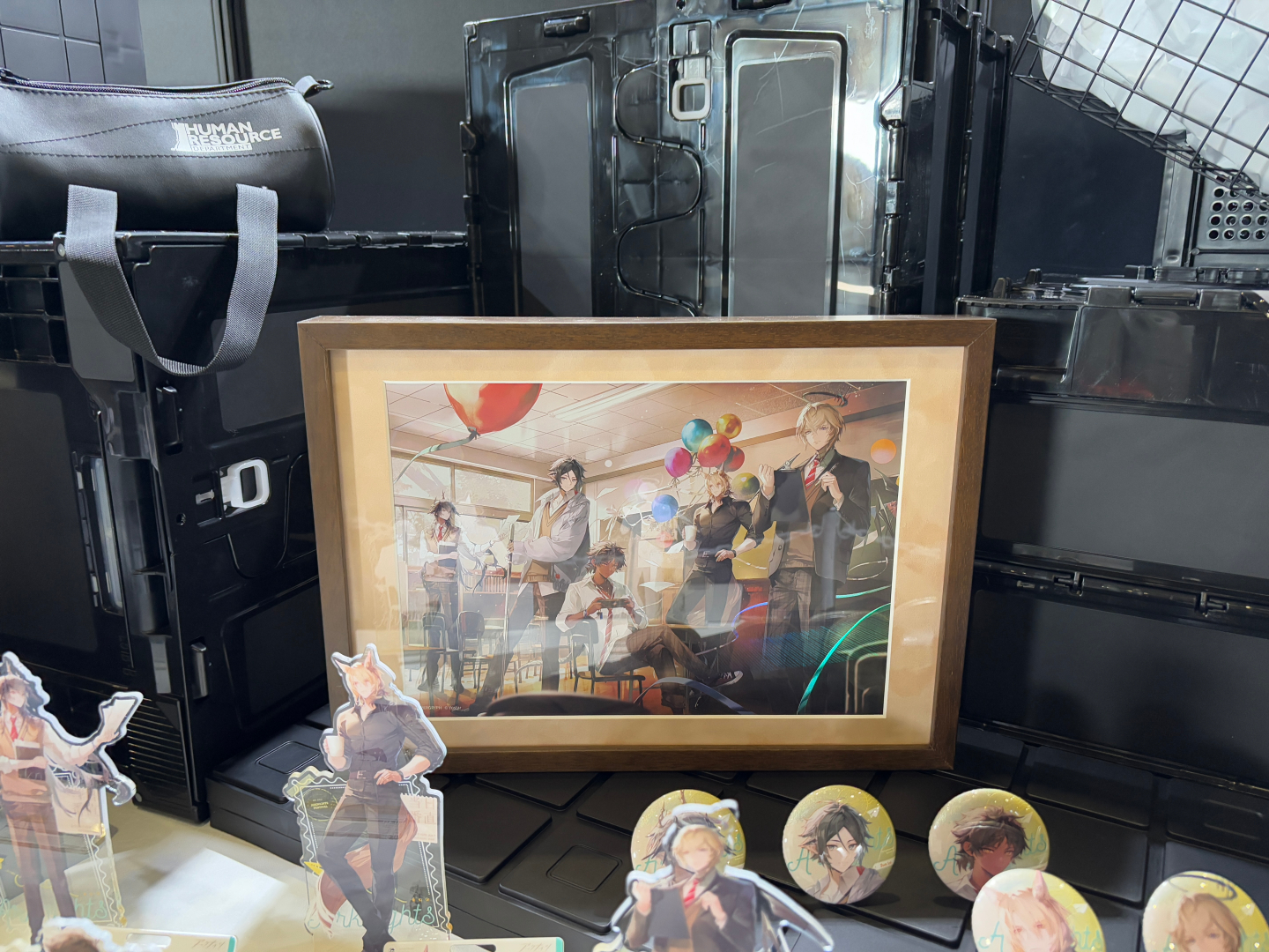 会場では様々なグッズが販売されている