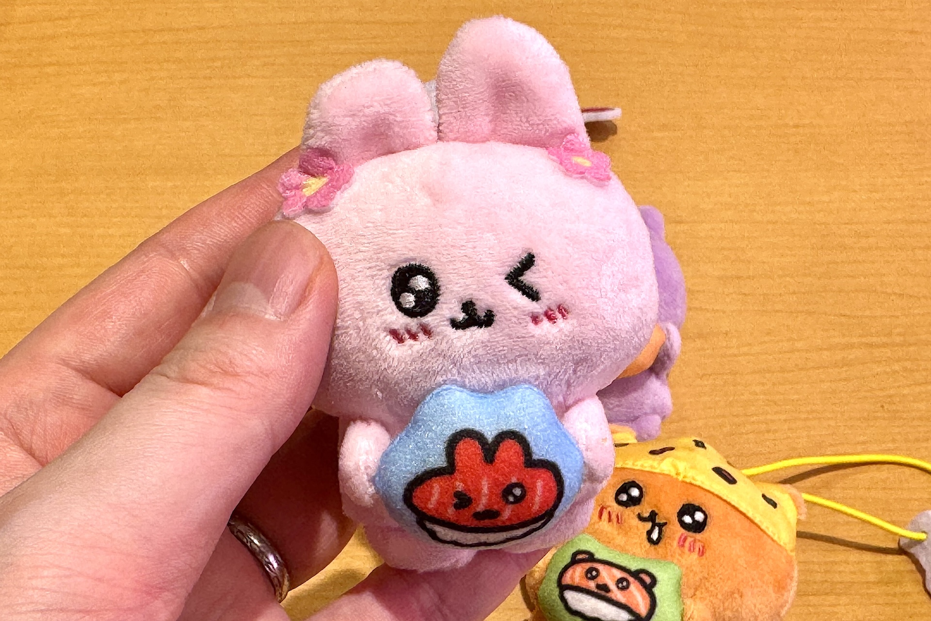 コラボ限定マスコットは全4種