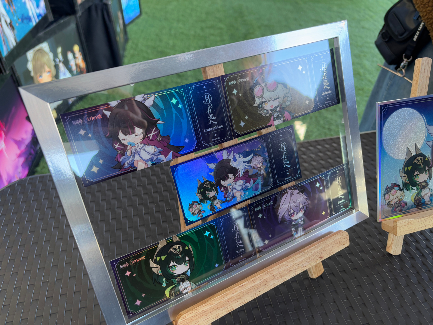 ホログラムチケット風カードコレクション 価格：440円（ブラインド商品）