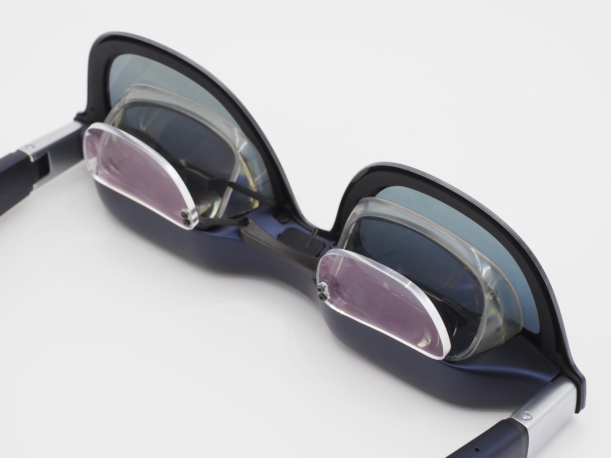 パチッとはめ込むと装着完了