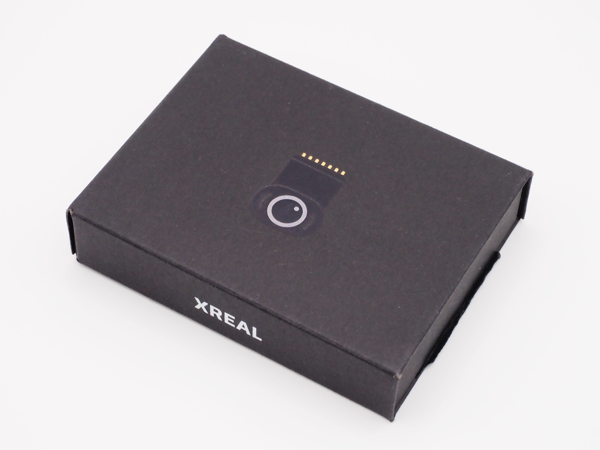 別売りの「XREAL Eye（価格：13,980円）」