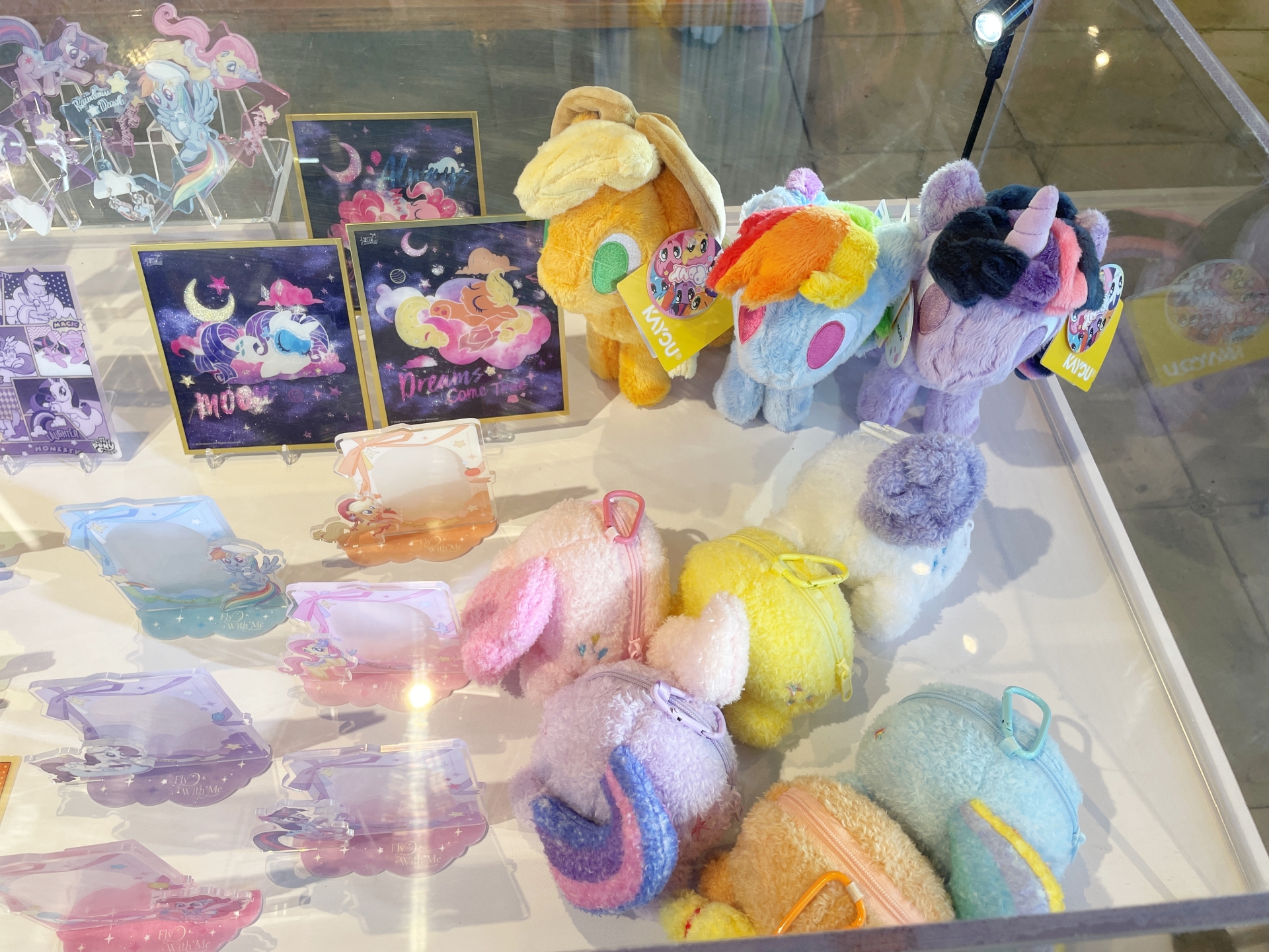 TCGをふくめ、今後日本で展開する予定のグッズラインナップ