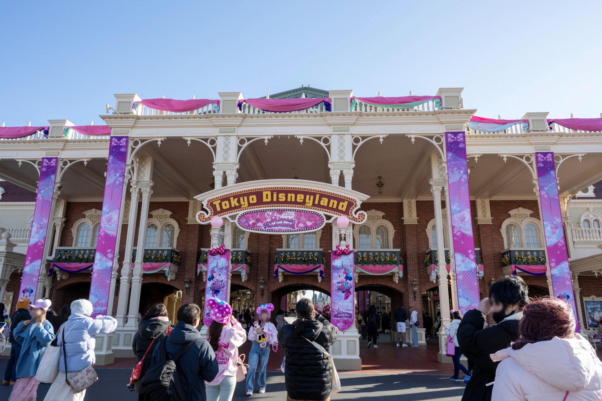 エントランスからすでにミニーワールド全開