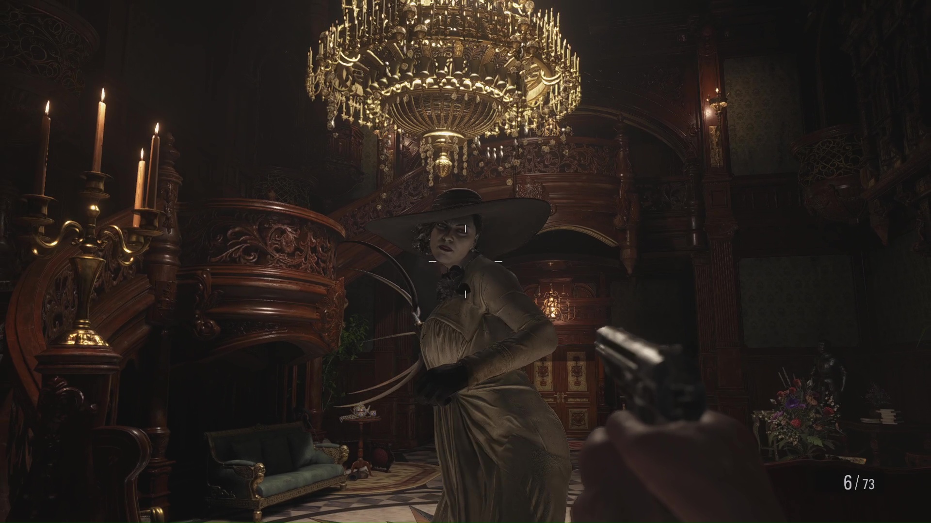 ユーザーの要望に応えて「バイオハザード ヴィレッジ」のDLCから三人称視点でプレイが可能になり、イーサンの姿も確認できるようになった。画面はPC版「バイオハザード ヴィレッジ」