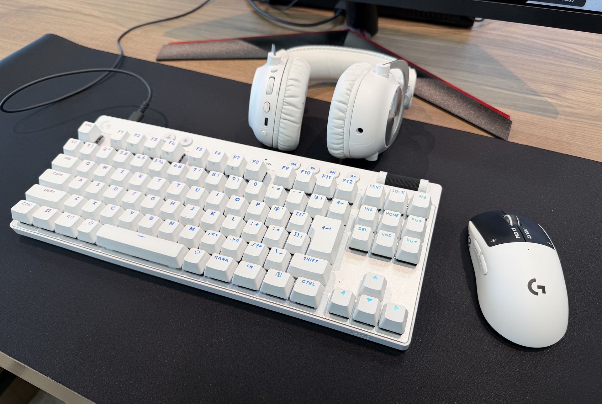 G515 RAPID（キーボード）、PRO X2 LIGHTSPEED（ヘッドセット）、PRO X2 SUPERSTRIKE（マウス）