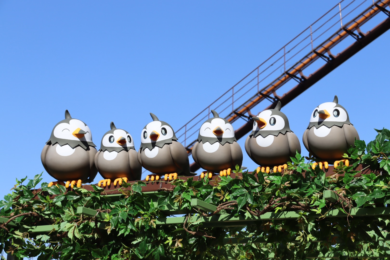 表情もポーズもポケモン1匹1匹がまったく異なる。思わずじっくり観察してしまう