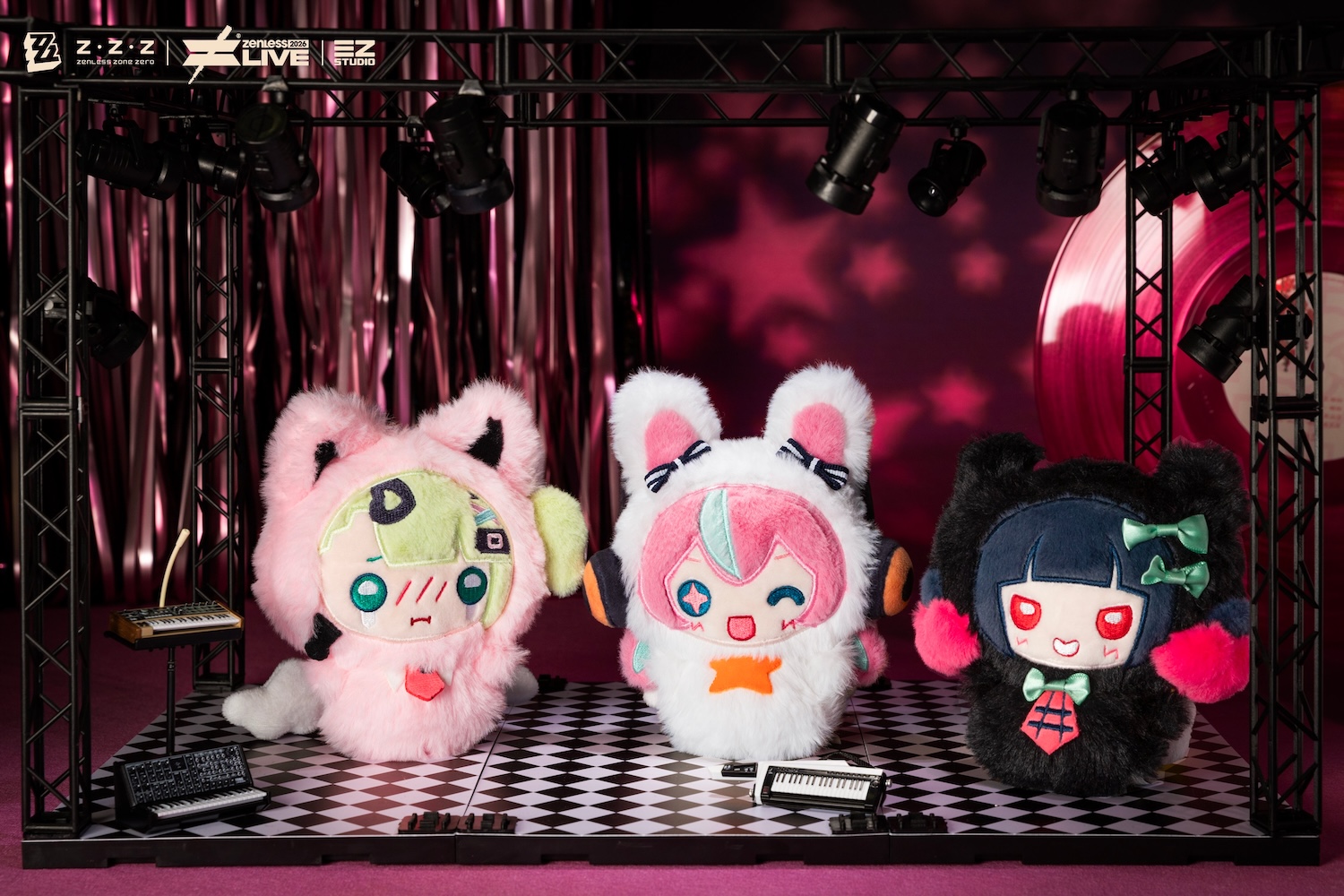 ぬいぐるみキーホルダー（各2,500円）