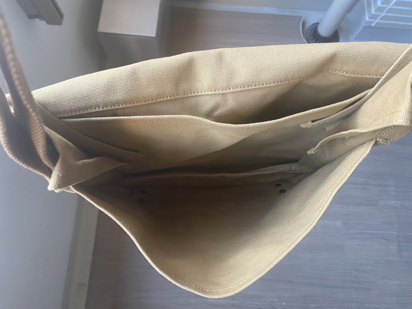 容量は500mlペットボトルが5～6本程度入るくらい