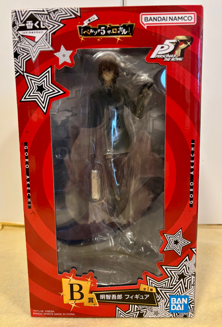 実は最初の10枚のうちに明智のフィギュアは引けていた。30回でせめてフィギュア1体だけでもと思っていたので、安堵した